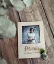 Marco de madera grabado